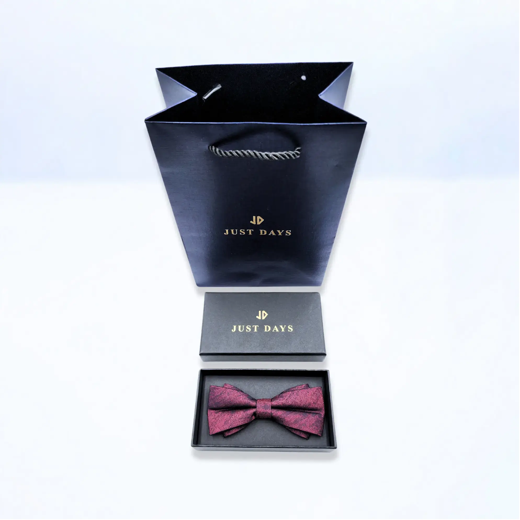 Maroon-and-Black-blended-Silk-Bow-Tie